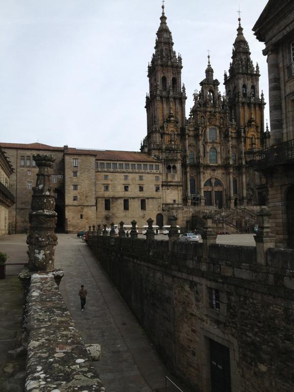 Roompedra Apartamentos Turisticos サンティアゴ・デ・コンポステーラ エクステリア 写真