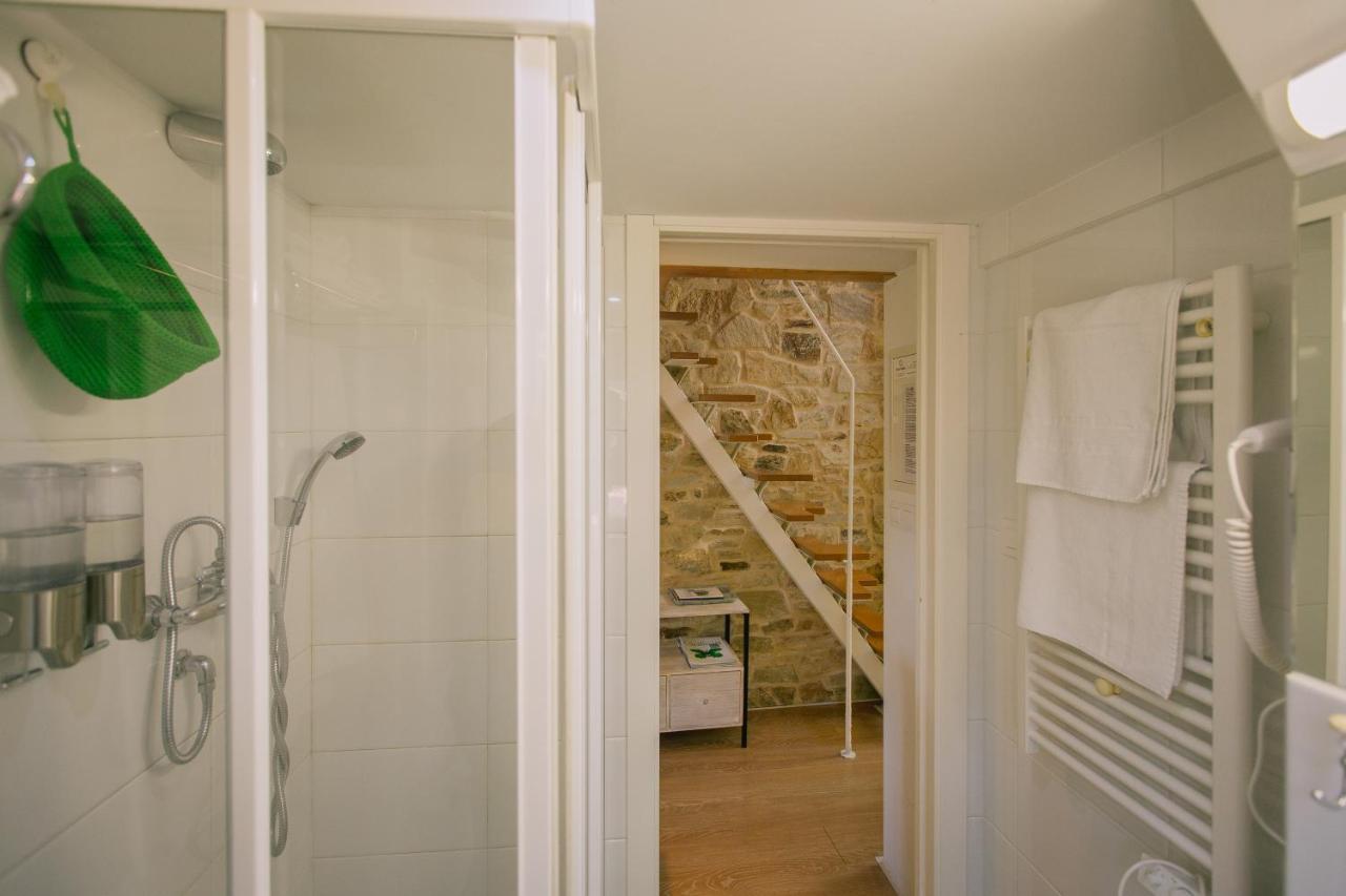 Roompedra Apartamentos Turisticos サンティアゴ・デ・コンポステーラ エクステリア 写真