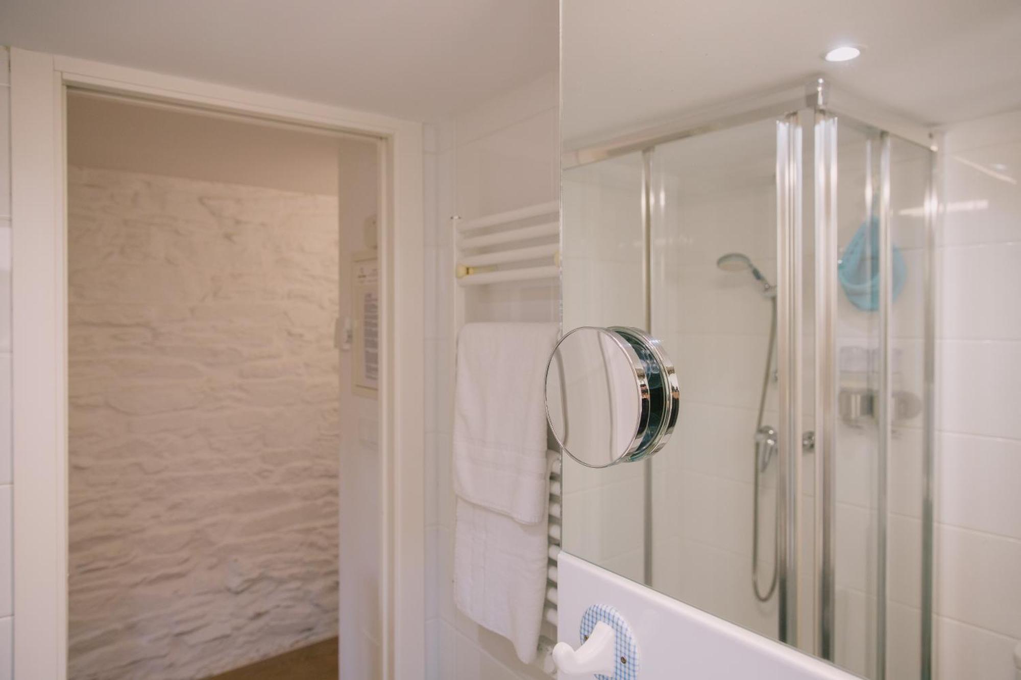 Roompedra Apartamentos Turisticos サンティアゴ・デ・コンポステーラ エクステリア 写真