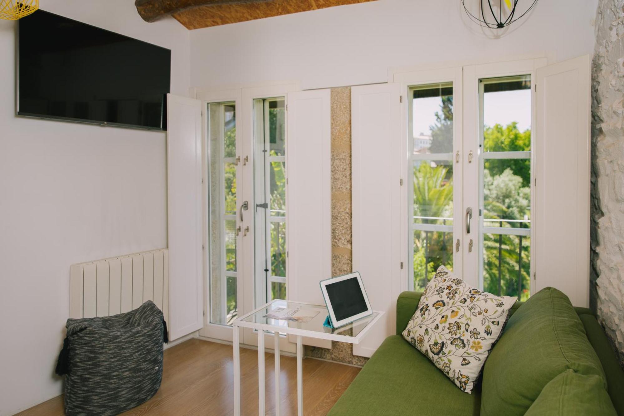 Roompedra Apartamentos Turisticos サンティアゴ・デ・コンポステーラ エクステリア 写真