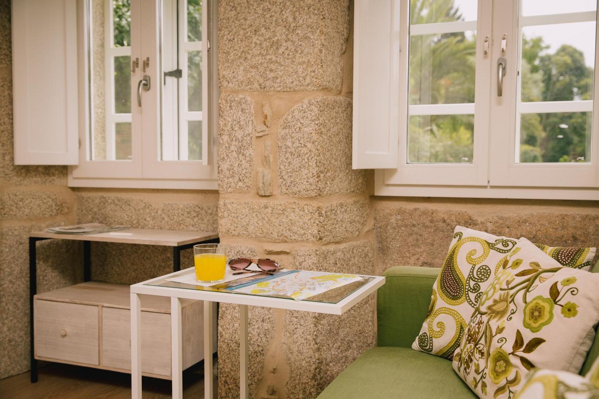 Roompedra Apartamentos Turisticos サンティアゴ・デ・コンポステーラ エクステリア 写真